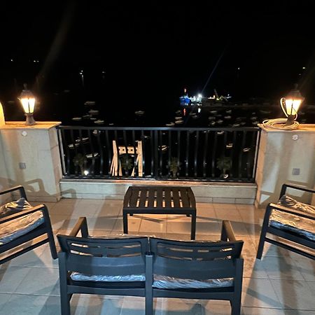 Sea View Penthouse Lägenhet St. Paul's Bay Exteriör bild