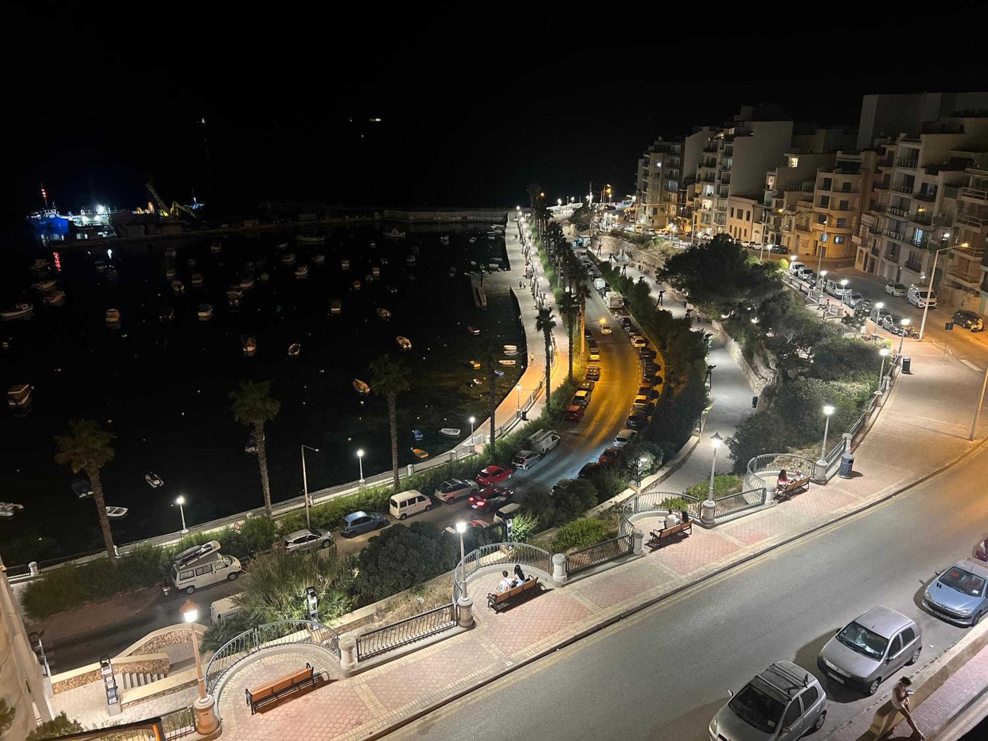 Sea View Penthouse Lägenhet St. Paul's Bay Exteriör bild